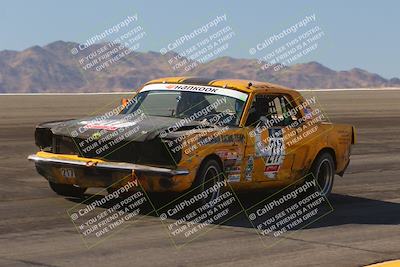 media/Oct-15-2023-Lucky Dog Racing Chuckwalla (Sun) [[f659570f60]]/2nd Stint Bowl/